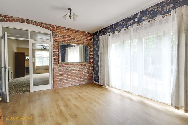 200 Arundel Road, Littlehampton photo 4