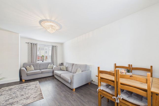 24 Princess Avenue, Workington photo 4