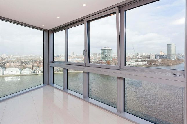138, The Tower, Vauxhall photo 4