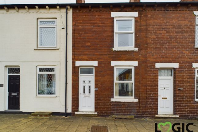 Thumbnail Terraced house for sale in Leeds Road, Wakefield, West Yorkshire