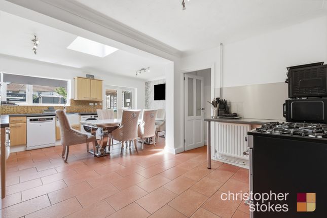 2 Ripley Way, Cheshunt, Hertfordshire photo 4
