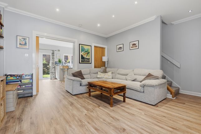 8 Dalsholm Place, Maryhill, Glasgow photo 2