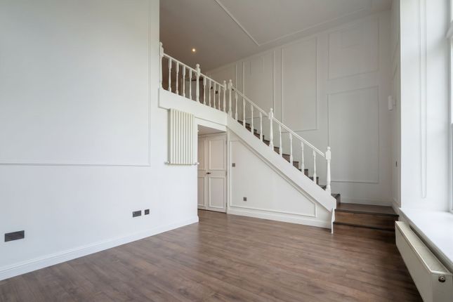 Flat 6, 16 Simpson Loan, Edinburgh photo 3