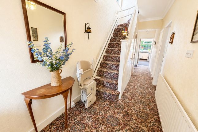 14, Dudley Road, Kingswinford photo 3