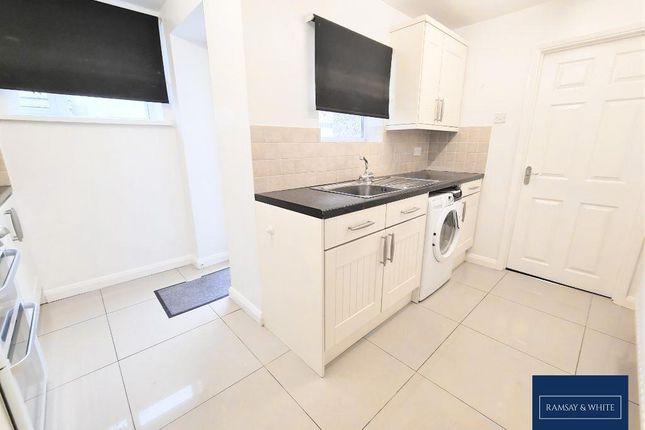 26, High Street, Dowlais photo 4