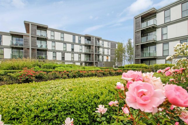 Flat for sale in Sapphire House, Milton Keynes