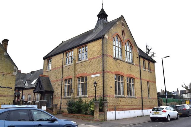 1, Flat 1, St. Johns Court, Moulsham Street, Chelmsford photo 3