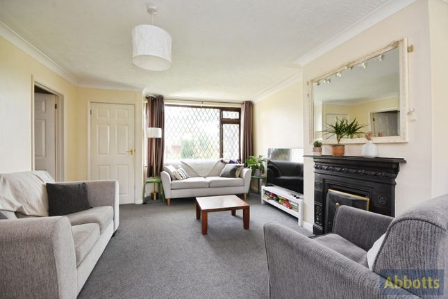 39, Hilary Crescent, Essex photo 4