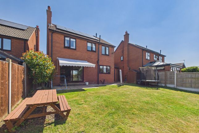 56, Falcons Way, Shrewsbury photo 4