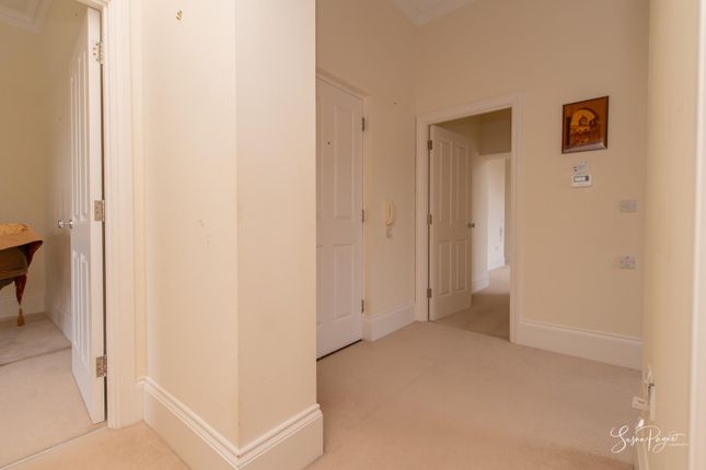 7 Tennyson Rise, Whitecroft Park, Newport photo 4