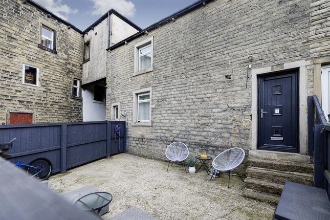 75, Hill Top Road, Huddersfield photo 4