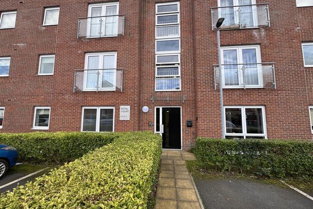 2-bed flat on Petal Court, Manchester, £1,095/mo