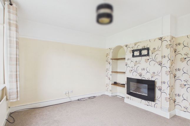 14 Partridge Road, Barry photo 4
