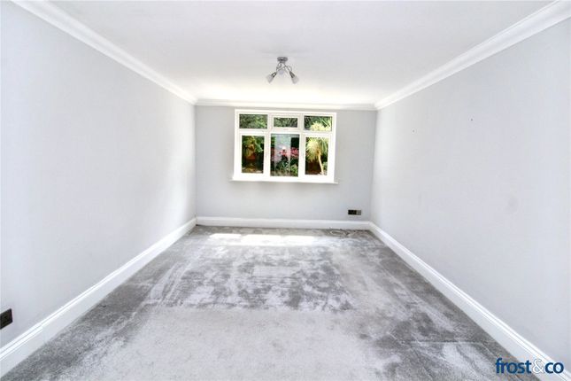 5 Branksome Chase, 82, Penn Hill Avenue, Dorset photo 4