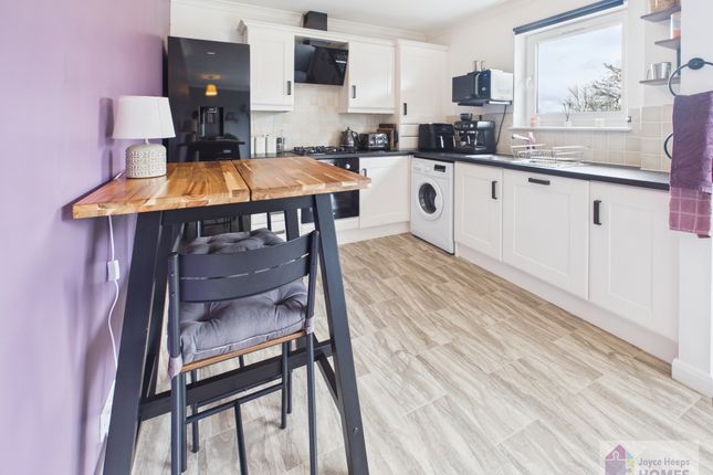 29, Eaglesham Court, Hairmyres, East Kilbride photo 4