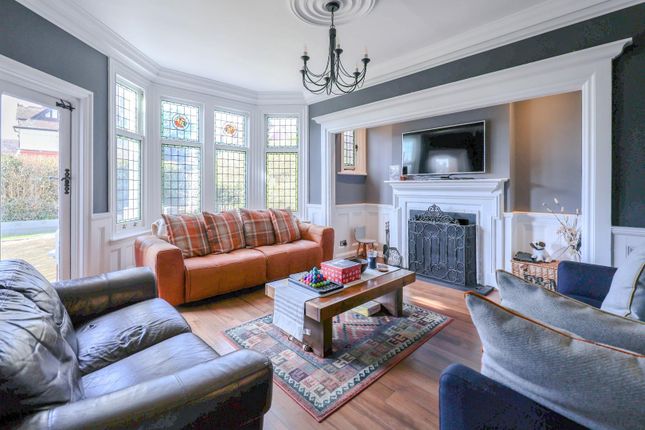 Oaklands, 1, Canewdon Road, Westcliff-On-Sea photo 2