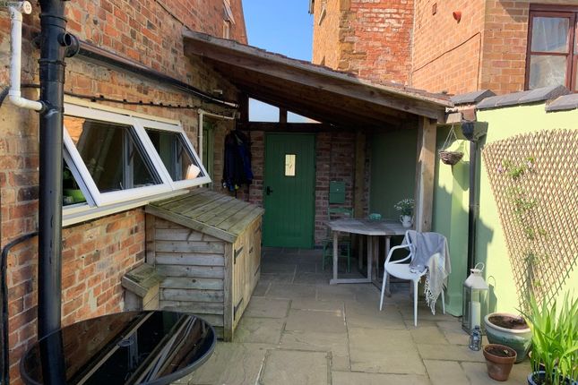 Cottage to rent in Eaton, Grantham