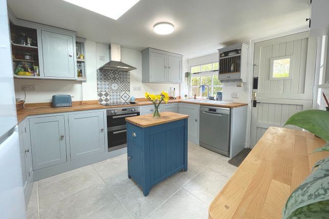 Detached house for sale in Faringdon Road, Stanford In The Vale, Faringdon