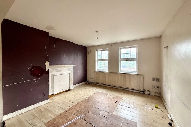25, Burlington Lane, London photo 3