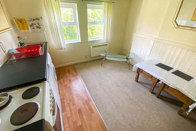 Flat 5 Glenholme, Whitehaven photo 4