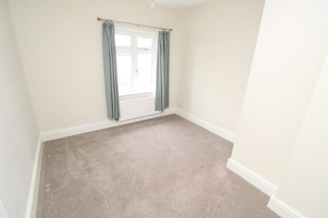 Detached house to rent in Glenville Avenue, Glen Parva, Leicester