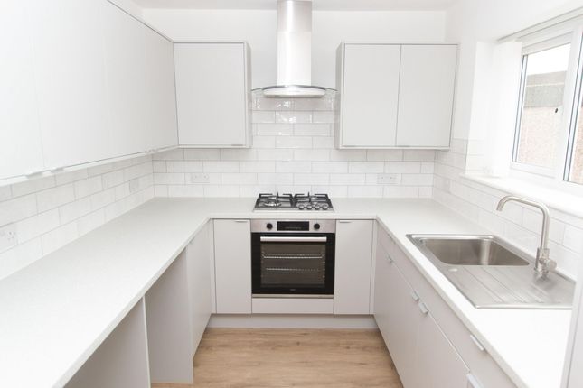 10, Chester Close, Bolton photo 5