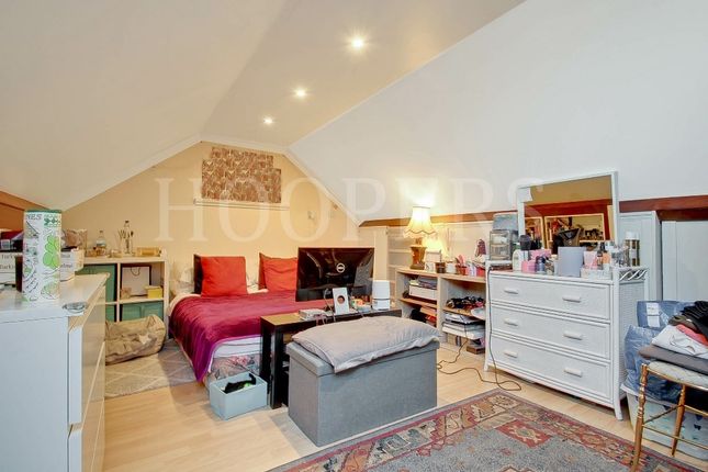 Terraced house for sale in Coles Green Road, London