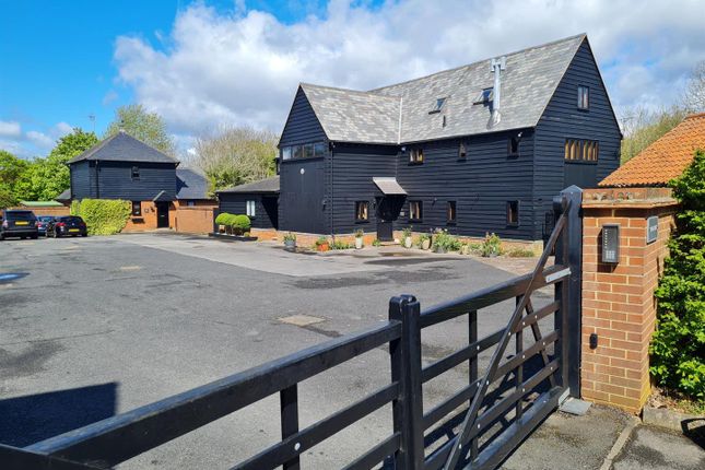 Property for sale in Barns Court, Harlow