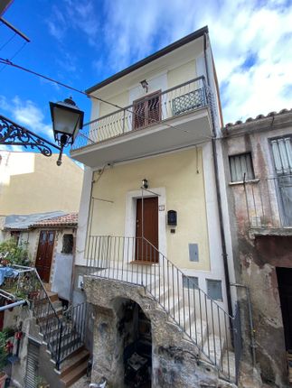 Town house for sale in Pizzo Calabro, Calabria, Italy