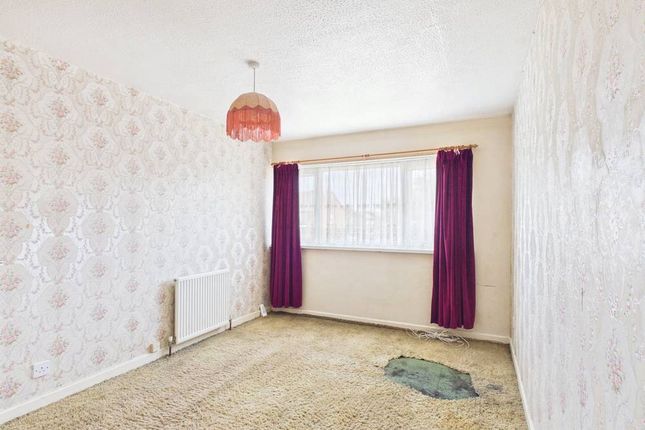 68, Cedar Close, Bristol photo 4