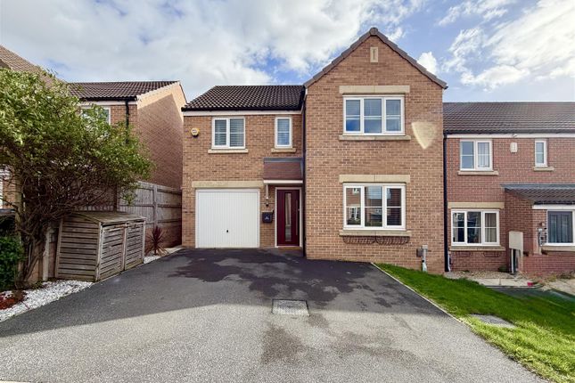 4-bed detached on Baildon Dene, Leeds, £360,000
