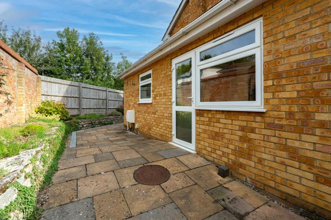 Detached house to rent in Vicarage Close, Boxmoor, Unfurnished, Available Now