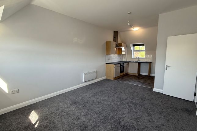 7, Palace Close, Shepshed photo 3