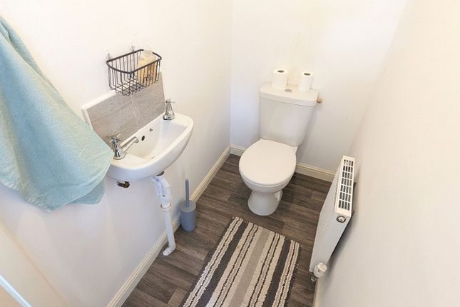 17 Mizzen Road, Chesterfield photo 5
