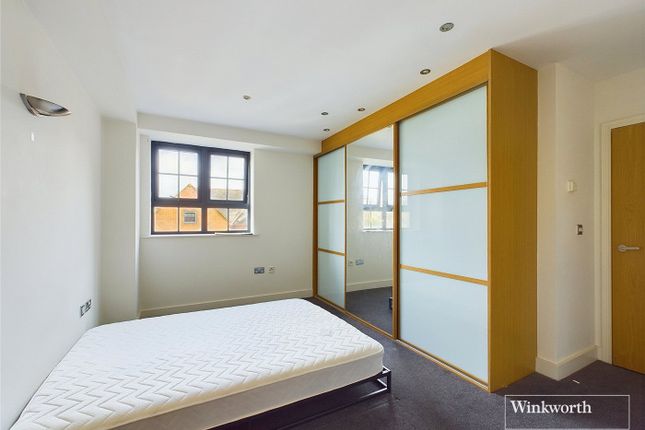 Flat to rent in St James Wharf, Forbury Road, Reading, Berkshire