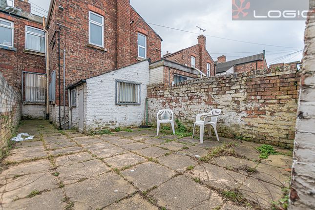 Terraced house to rent in St. Johns Road, Waterloo, Liverpool