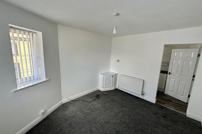 Flat 6, 89a, Albion Street, Wirral photo 4