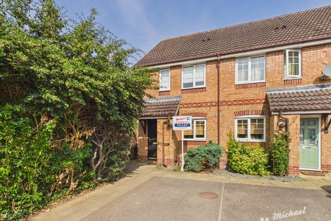 2-bed house on 6 Rivets Close, Aylesbury, £1,300/mo