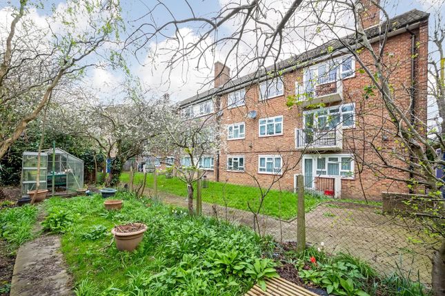 Flat for sale in St Mildreds Road, Lee, London