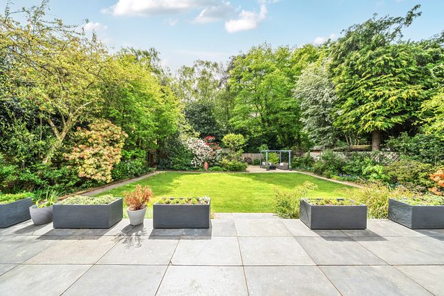 Ashley, 12 Bridle Close, Grayshott photo 4