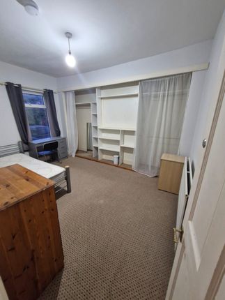 72, Harrow Road photo 5