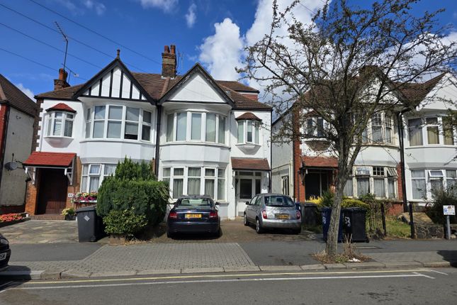 Thumbnail Flat for sale in Highfield Avenue, London