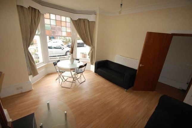 Thumbnail Terraced house to rent in St. Michaels Terrace, Leeds