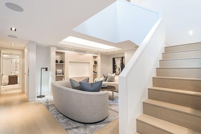 Flat for sale in Apartment 6, Bolsover Street, Fitzrovia, London