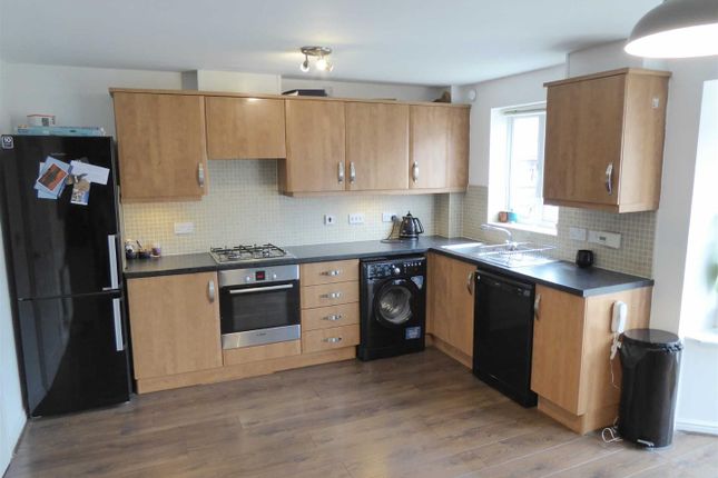 52, Dunlop Avenue, Leeds photo 4