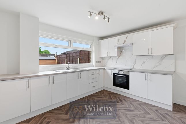 81 Rossall Road, Bolton photo 3