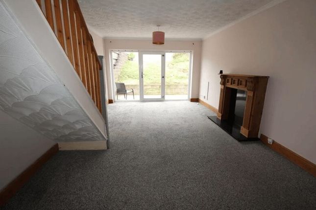 13, Woodfield Crescent, Blackwood photo 4