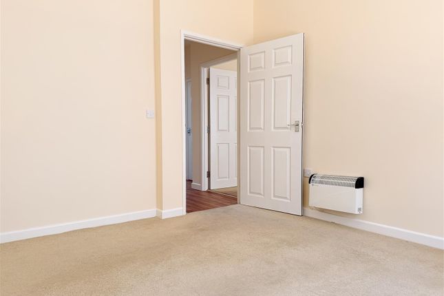 FLAT 1, 16, Park Street, Llanelli photo 5