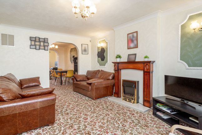 77, Staunton Road, Doncaster photo 2