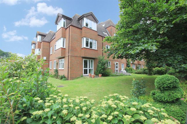 Thumbnail Flat for sale in Uxbridge Road, Hatch End, Pinner